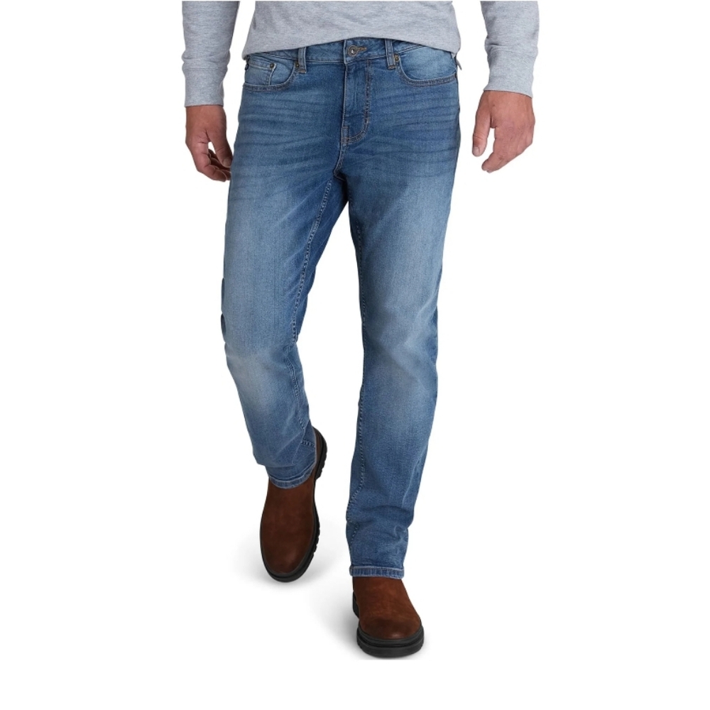 Chaps Men's Relaxed Blue Jeans